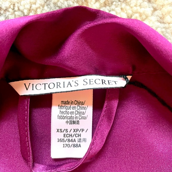 Victoria’s Secret Silk Robe - Picture 2 of 2